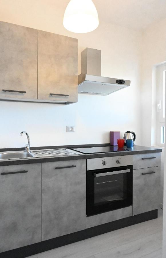 Appartement Lyceum Flat à Olbia Extérieur photo